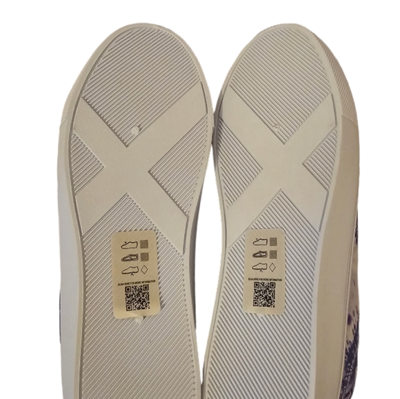 Blue and White ASOS Design Women's Dizzy Heart Tie Dye Lace Up Sneakers - Picture 11 of 14